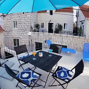 Bonaca Apartment